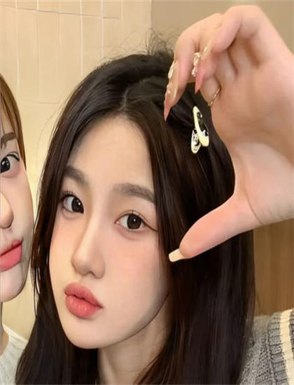 深度影评 文化研究者眼中的玩命斯巴达的导演风格与创作特点